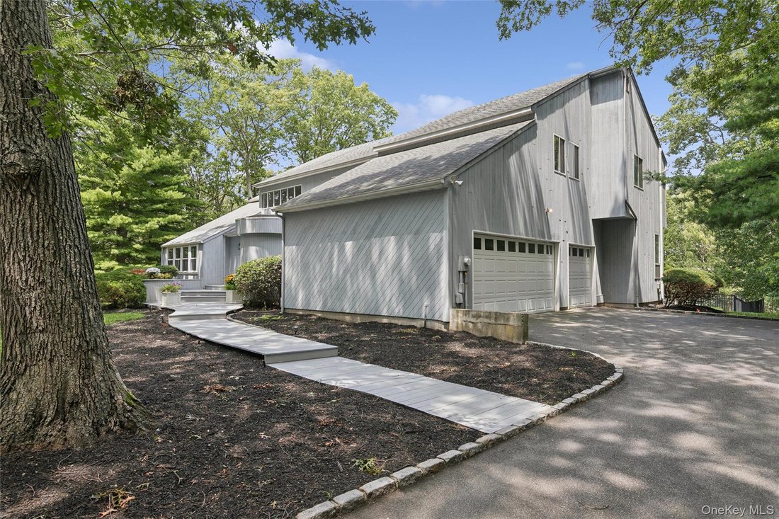 House in Setauket- East Setauket, New York, United States 5 - 18481158