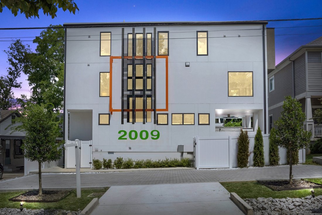 Co Op in Nashville, Tennessee, United States 3 - 18481340