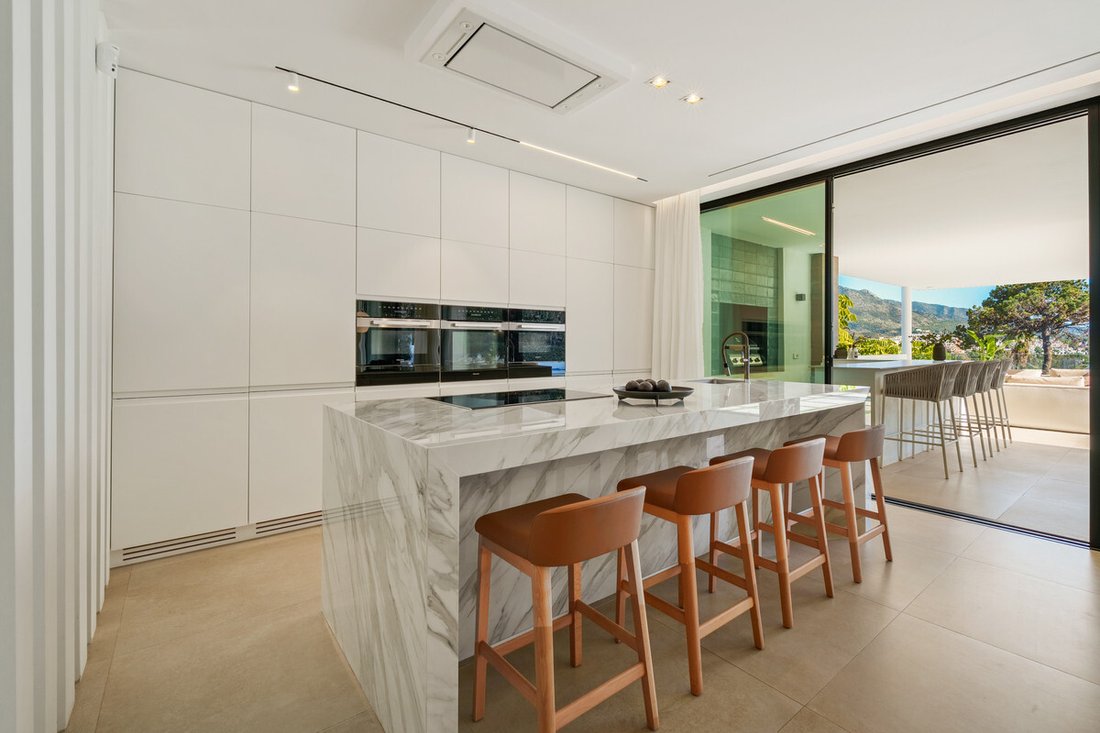 Villa in Nueva Andalucia, Marbella, Spain 5 - 18481809