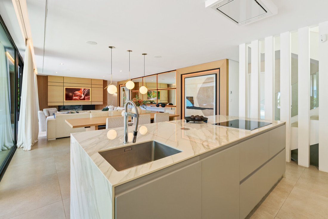 Villa in Nueva Andalucia, Marbella, Spain 4 - 18481809