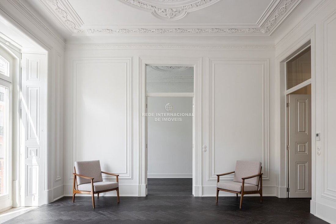 Apartment in Alcantara, Lisbon, Portugal 2 - 17850313