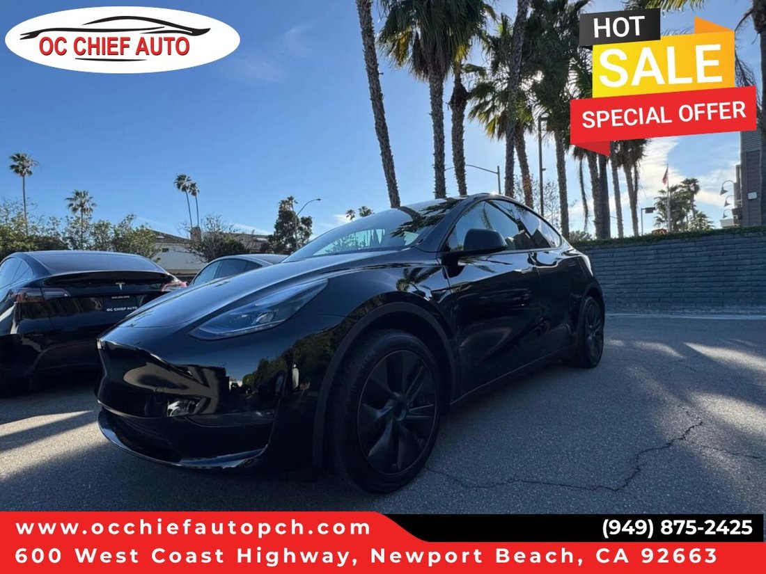 Suv in Newport Beach, CA, United States 1 - 18481734