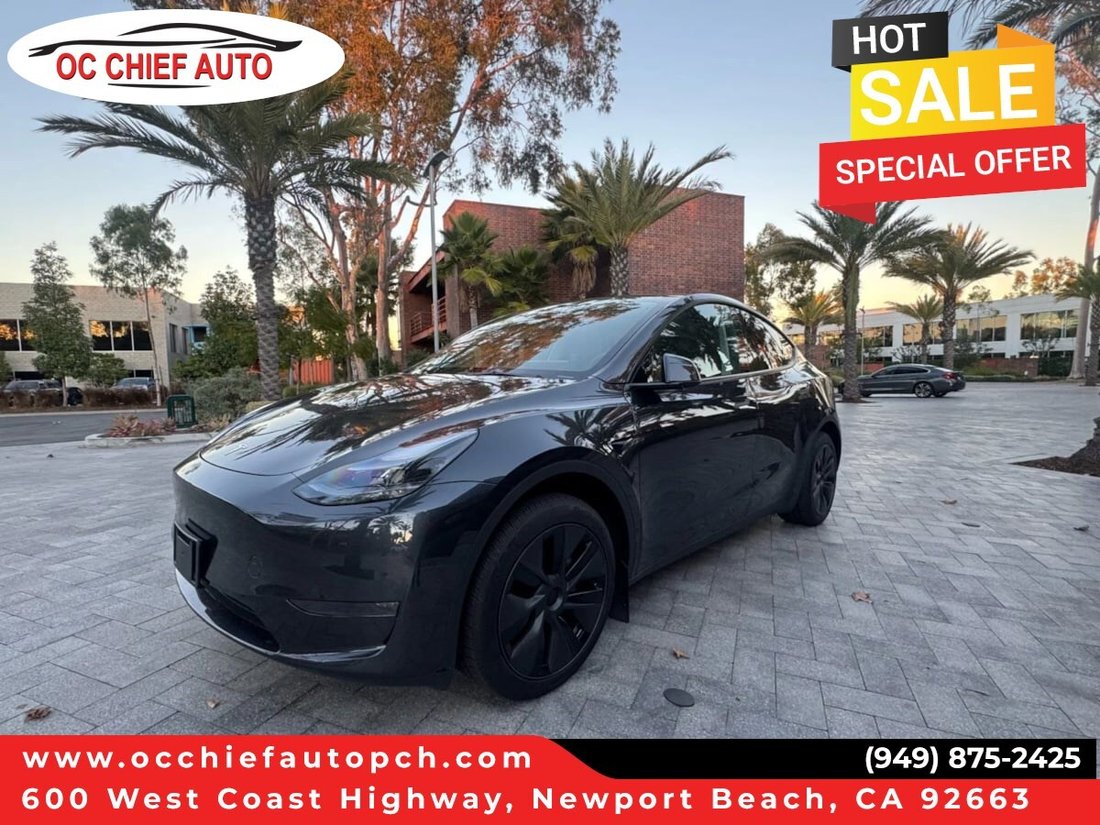 Suv in Newport Beach, CA, United States 1 - 18481742