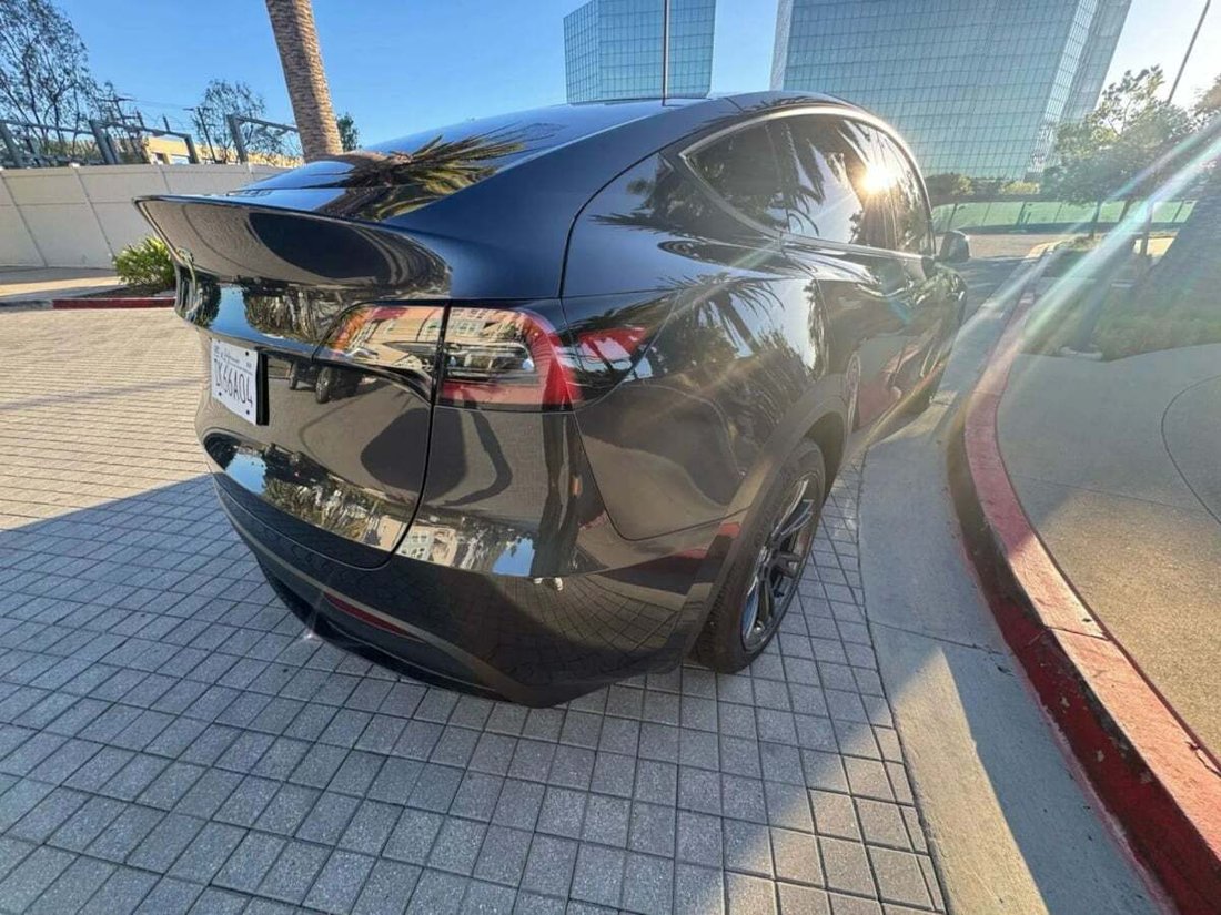 Suv in Newport Beach, CA, United States 4 - 18481728