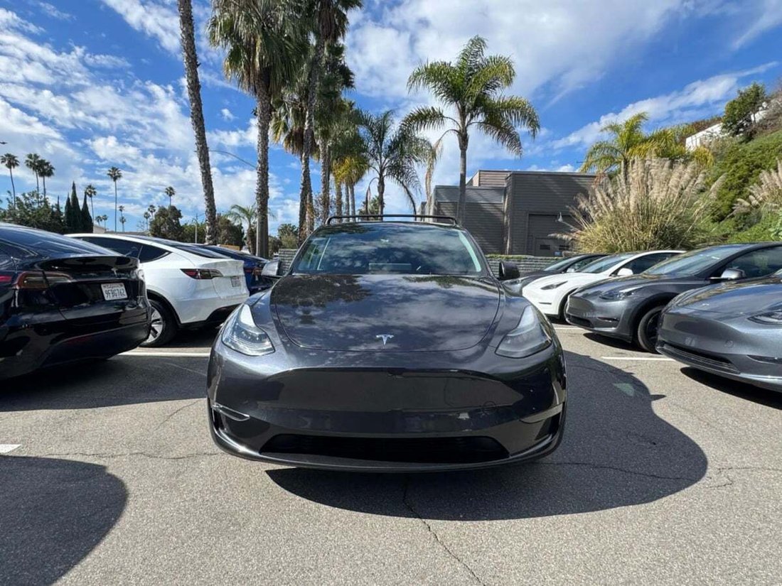 Suv in Newport Beach, CA, United States 5 - 18481730