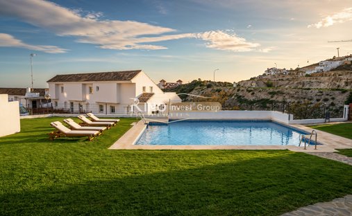 Apartment in Benalmadena, Andalusia, Spain 1