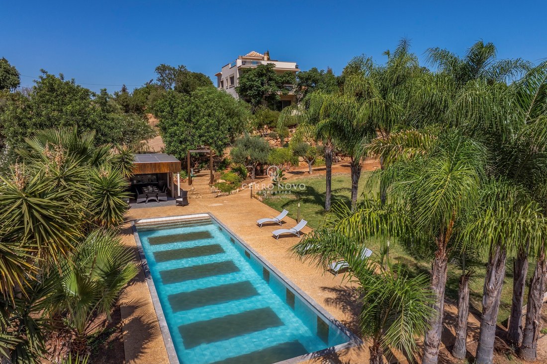 Villa in Olhos de Agua, Algarve, Portugal 1 - 18481888