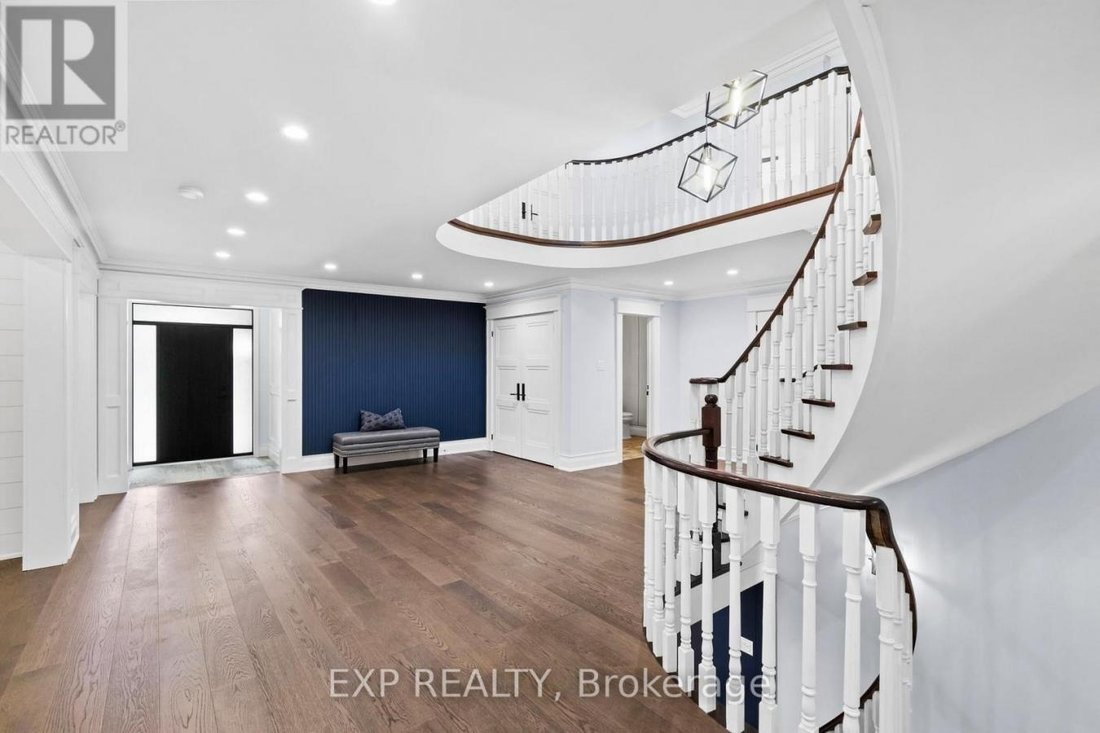 House in Newmarket, Ontario, Canada 4 - 18481851