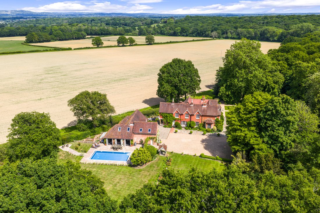 House in Surrey, England 1 - 18482014