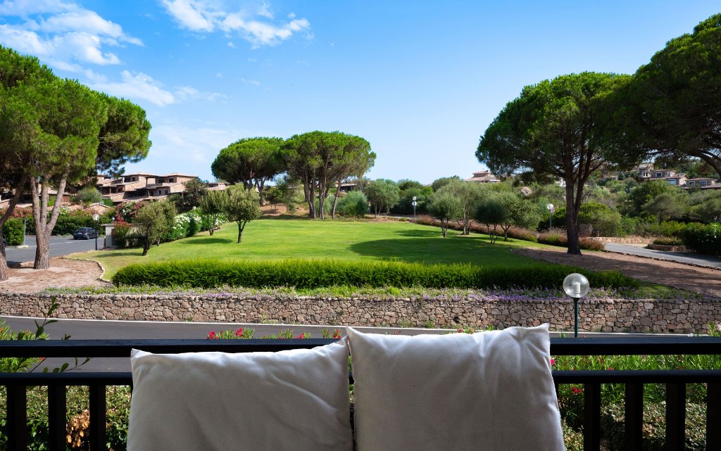 Penthouse in Puntaldia, Sardinia, Italy 2 - 18481137