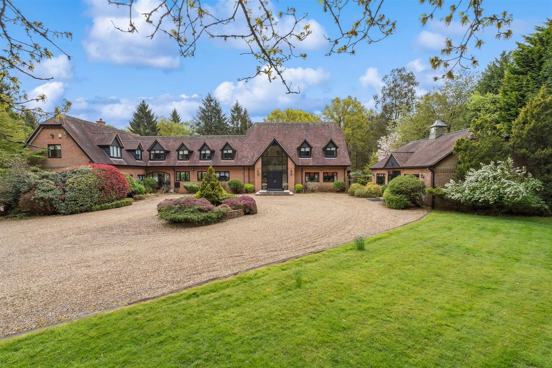 House in Tring, England 1 - 18481958