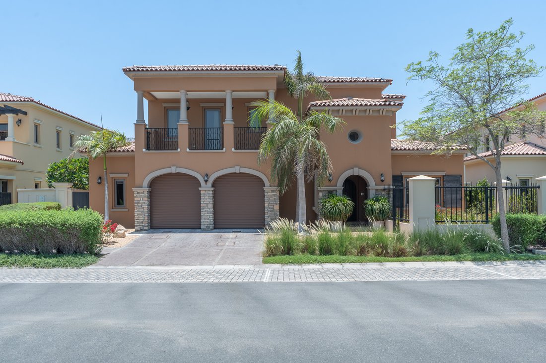 Villa in Saadiyat Island / Jazeerat Al Saadiyat, Abu Dhabi Emirate, United Arab Emirates 1 - 18482024