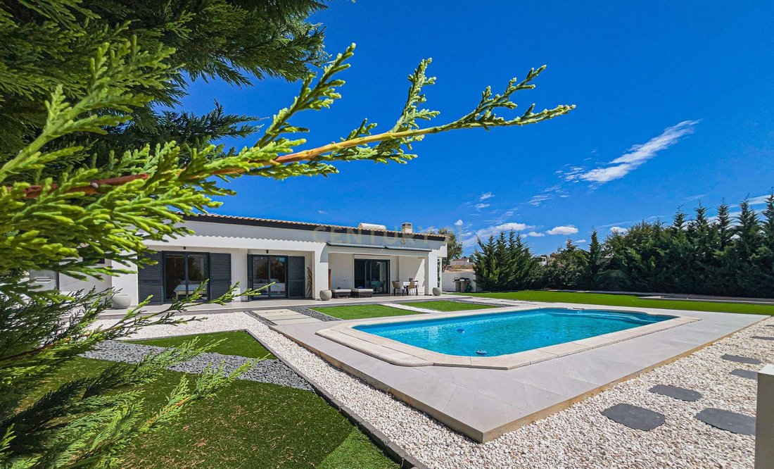 Villa in Armacao de Pera, Algarve, Portugal 1 - 18481923