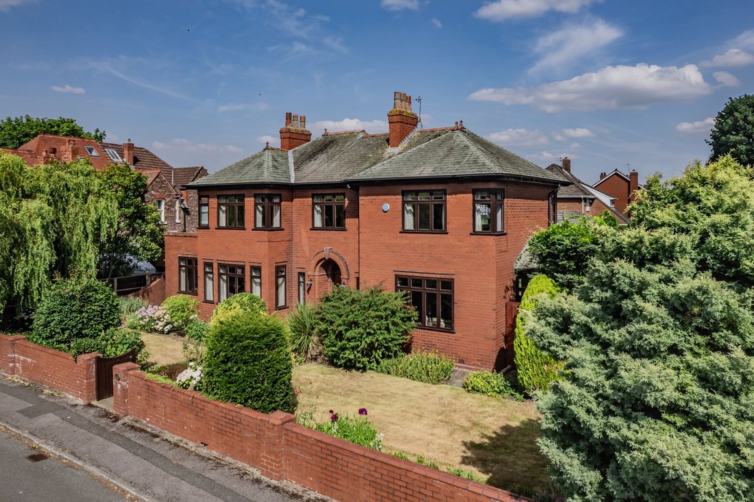 House in Stockton Heath, Warrington, England 4 - 18481976