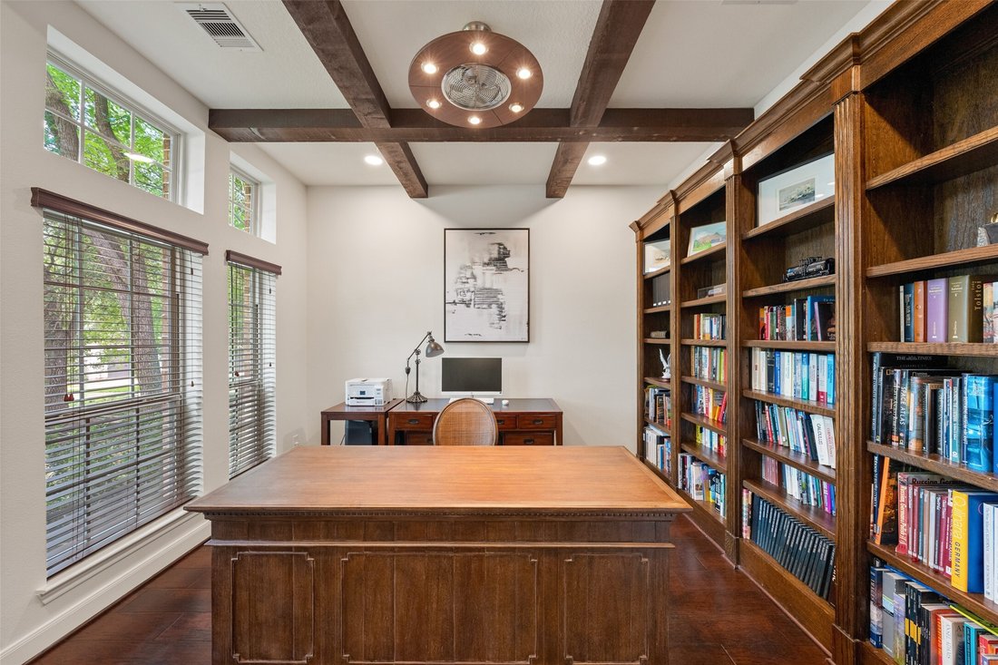 House in Montgomery, Texas, United States 4 - 18477063