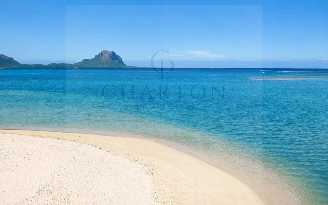 Apartment in Grande Riviere Noire, Rivière Noire District, Mauritius 4 - 18482044
