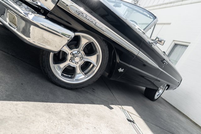 Cabriolet in Bellevue, WA, United States 4 - 18482047