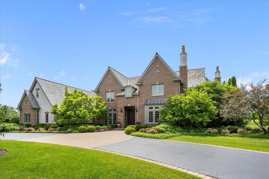 House in Lake Bluff, Illinois, United States 2 - 18482109