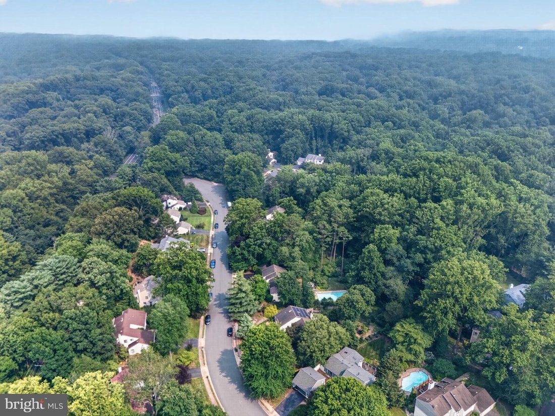 House in Reston, Virginia, United States 5 - 18482060