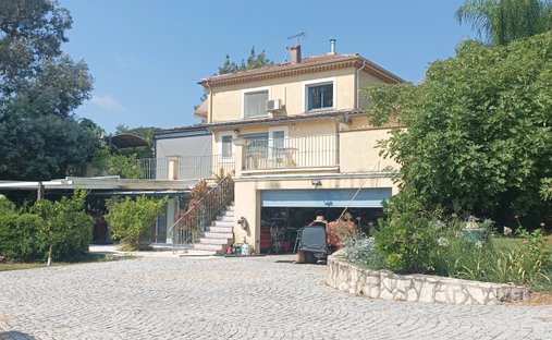 Villa en La Roquette-sur-Siagne, Provenza-Alpes-Costa Azul, Francia 1