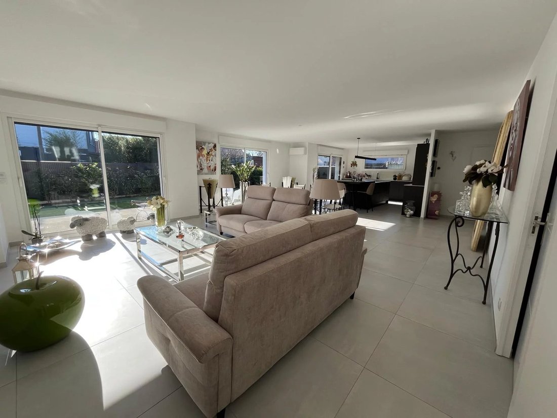 House in Bauvin, Hauts-de-France, France 4 - 15162663