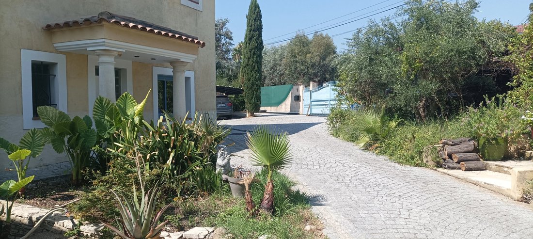 Villa in La Roquette-sur-Siagne, Provence-Alpes-Côte d'Azur, France 2 - 18482062