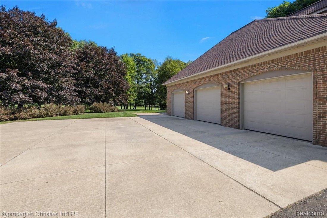 Maison à Highland Charter Township, Michigan, États-Unis 5 - 18482118