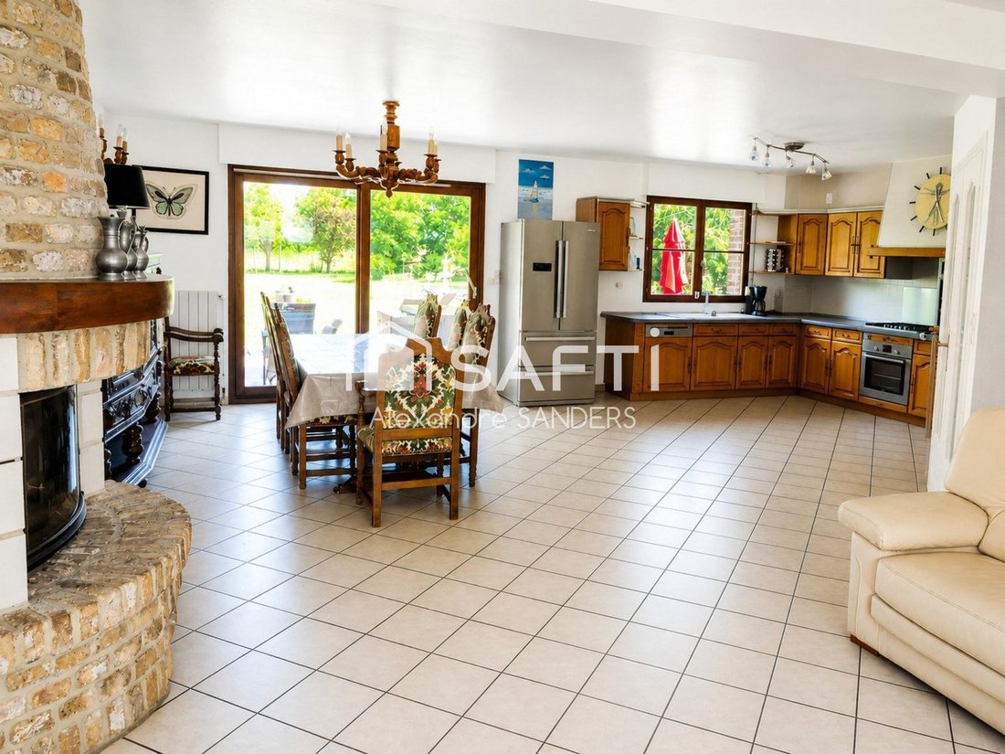 House in Ghyvelde, Hauts-de-France, France 2 - 18482513