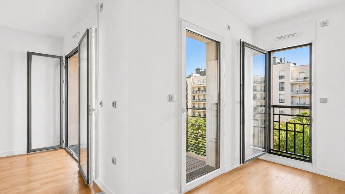 Apartment in La Plaine des Sablons, Neuilly-sur-Seine, France 1 - 18482378