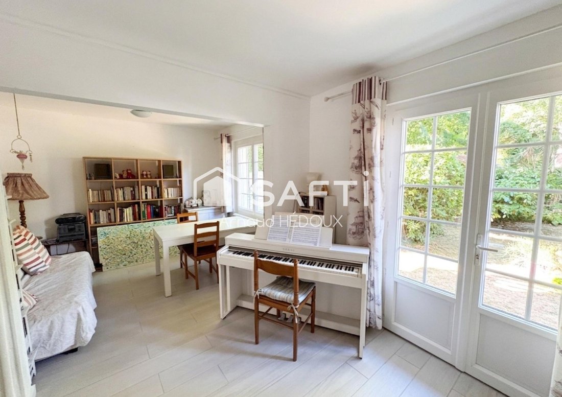House in Aiguillon, Arcachon, France 2 - 18482467