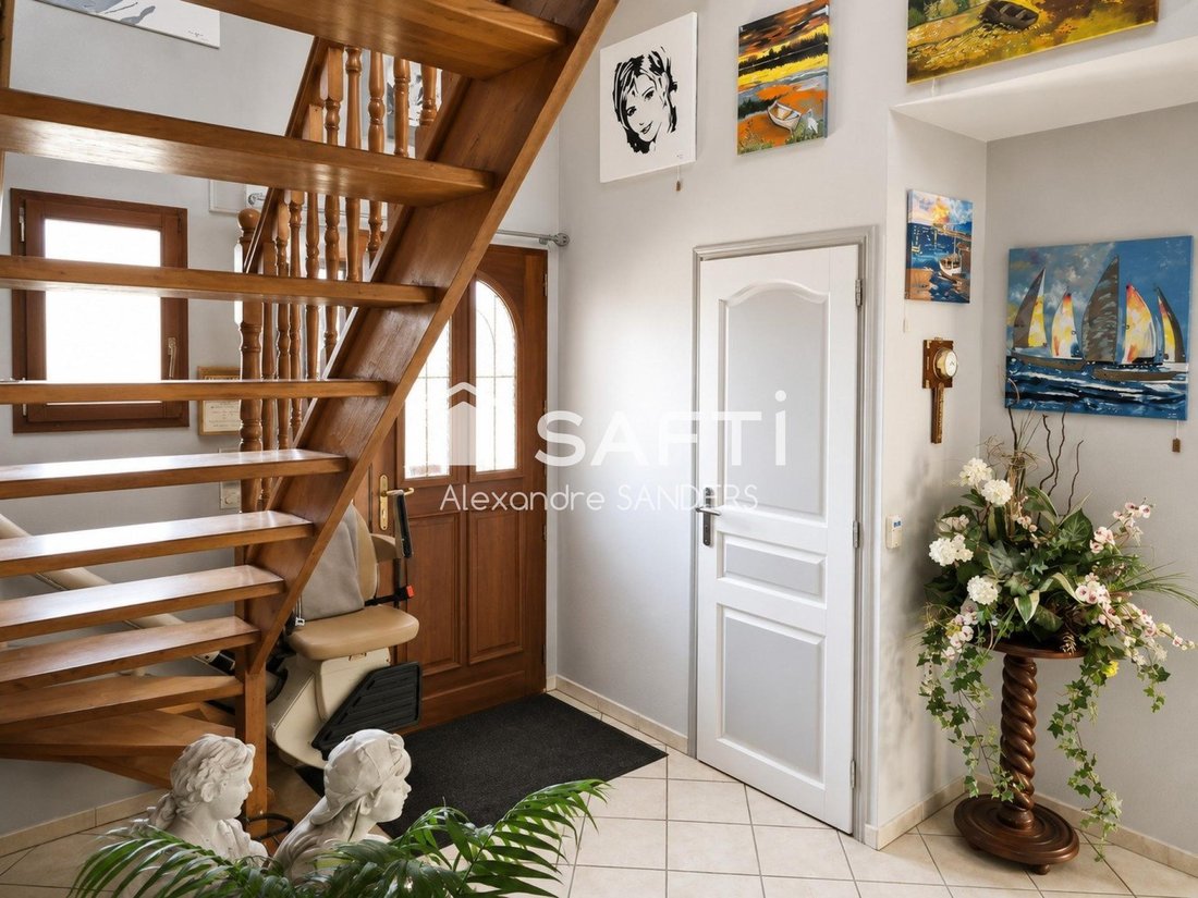 House in Ghyvelde, Hauts-de-France, France 4 - 18482513