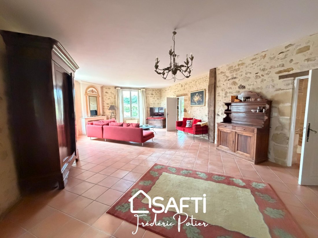 House in Meilhan-sur-Garonne, Nouvelle-Aquitaine, France 3 - 18482497