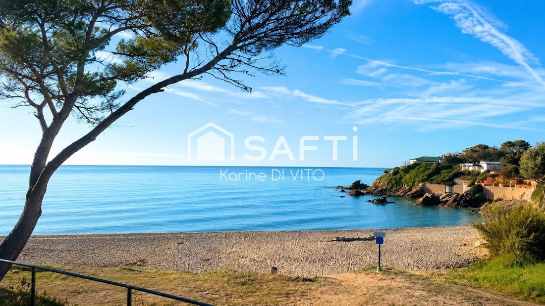 House in Frejus, Provence-Alpes-Côte d'Azur, France 2 - 18482505