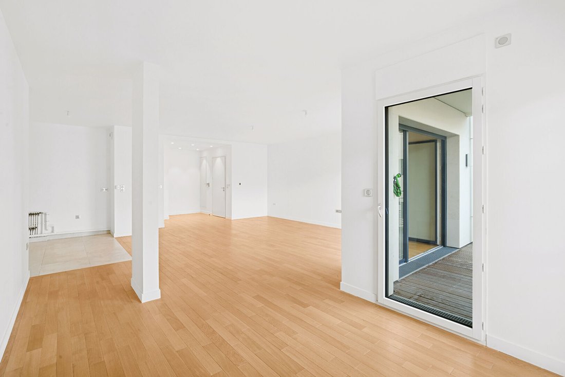 Apartment in La Plaine des Sablons, Neuilly-sur-Seine, France 5 - 18482378
