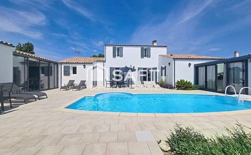Casa a Saint-Denis-d'Oléron, Nuova Aquitania, Francia 1