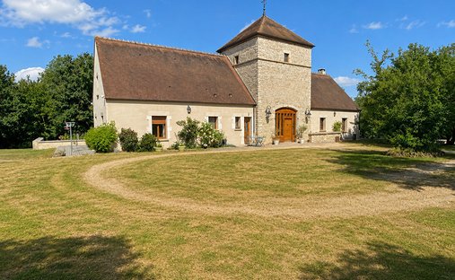 Villa in Grimault, Bourgogne – Franche-Comté, France 1