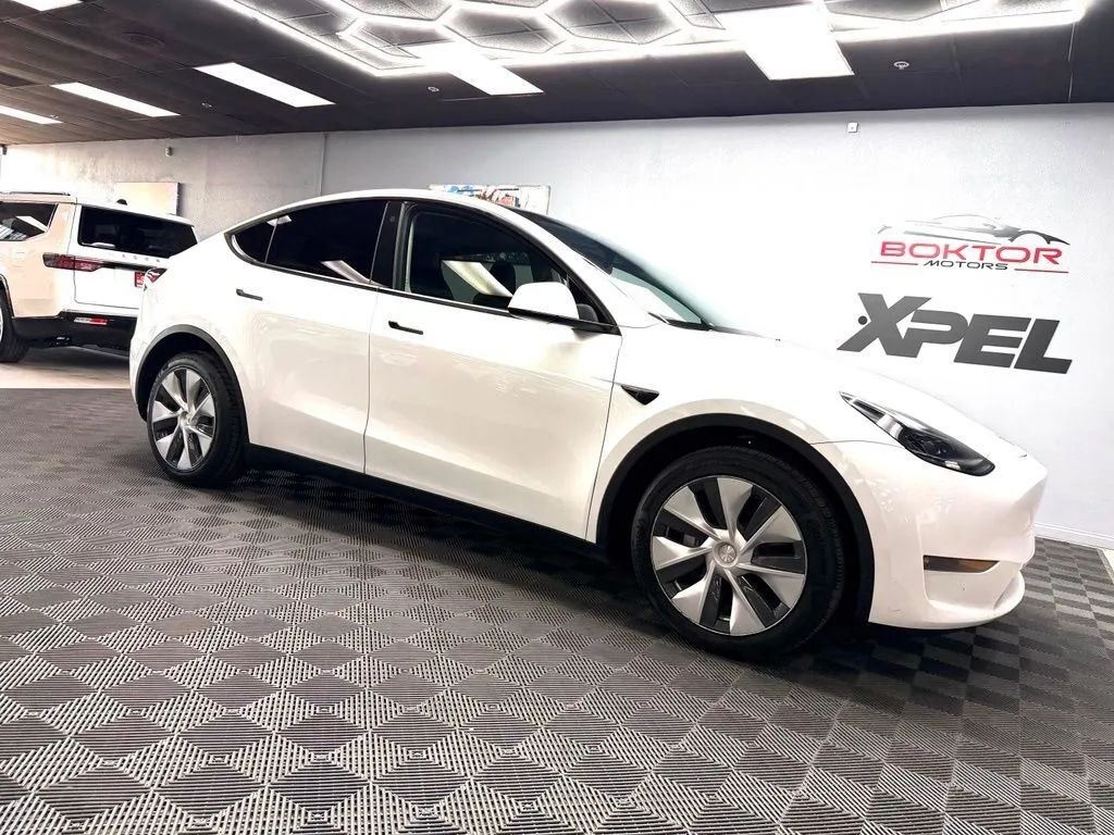 Suv in Las Vegas, NV, United States 2 - 18482346