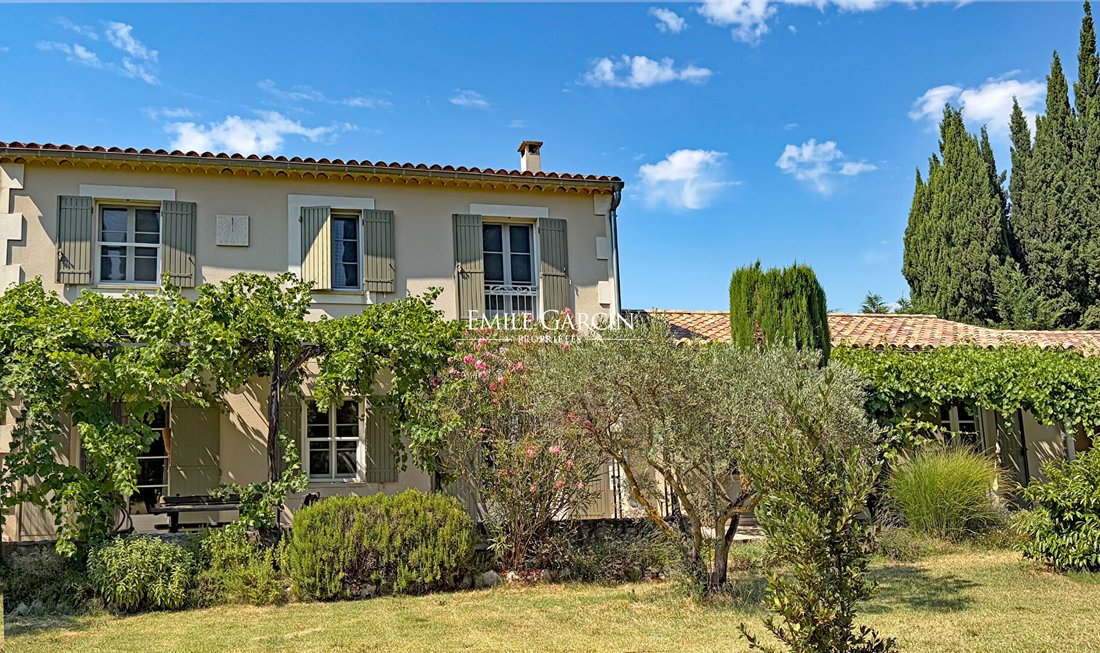 Villa in Saint-Rémy-de-Provence, Provence-Alpes-Côte d'Azur, France 2 - 18482357