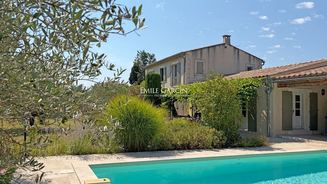 Villa in Saint-Rémy-de-Provence, Provence-Alpes-Côte d'Azur, France 5 - 18482357