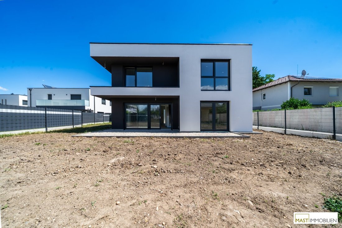 House in Strasshof an der Nordbahn, Lower Austria, Austria 1 - 18482177
