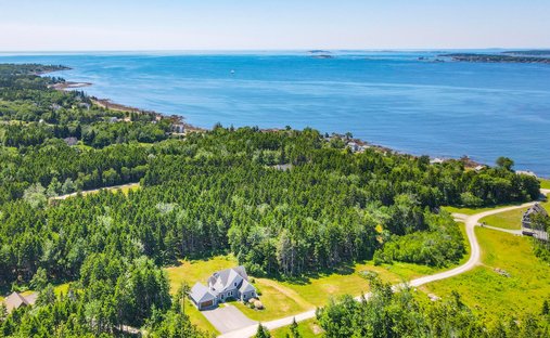 House in Bristol, Maine, United States 1