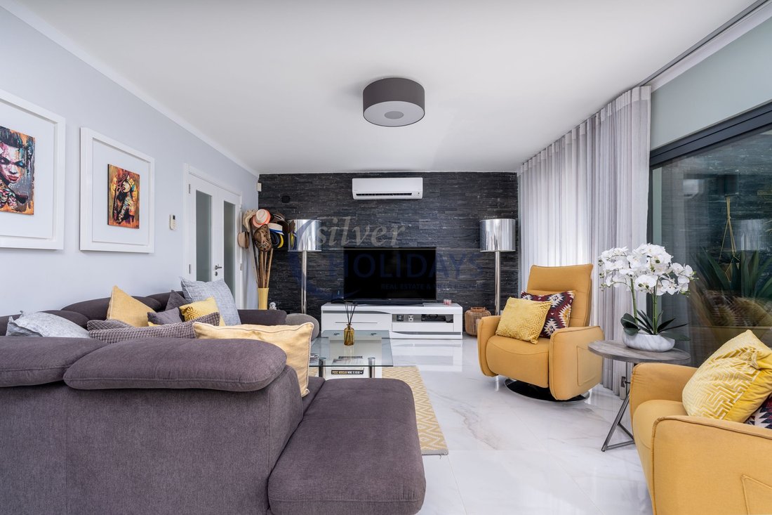 Villa in Vilamoura, Quarteira, Algarve 2 - 18482426