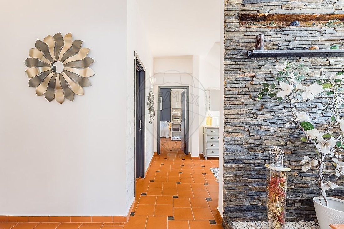 Villa in Mexilhoeira Grande, Algarve, Portugal 5 - 18482478