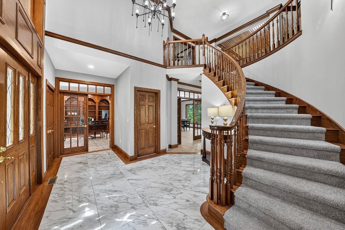 House in Middlebury, Indiana, United States 4 - 18482471