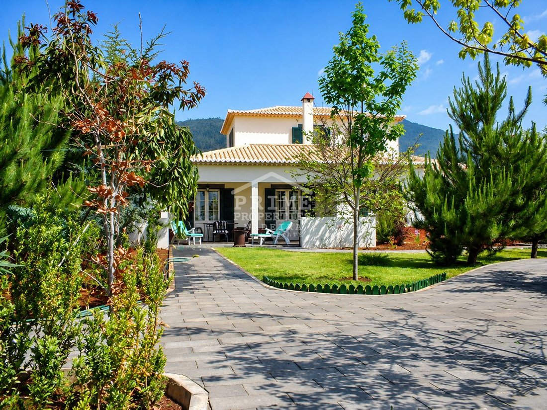 Villa in Ponta do Sol, Madeira, Portugal 1 - 14538486