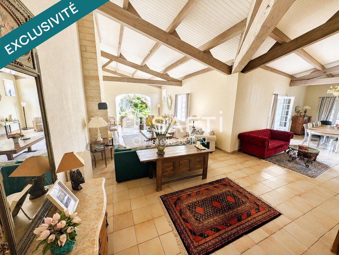 House in Saint-Jean-de-Liversay, Nouvelle-Aquitaine, France 2 - 18062368