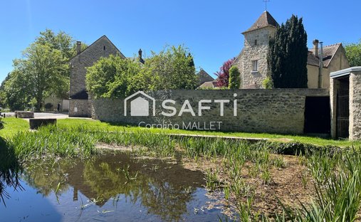 House in Seraincourt, Ile-de-France, France 1
