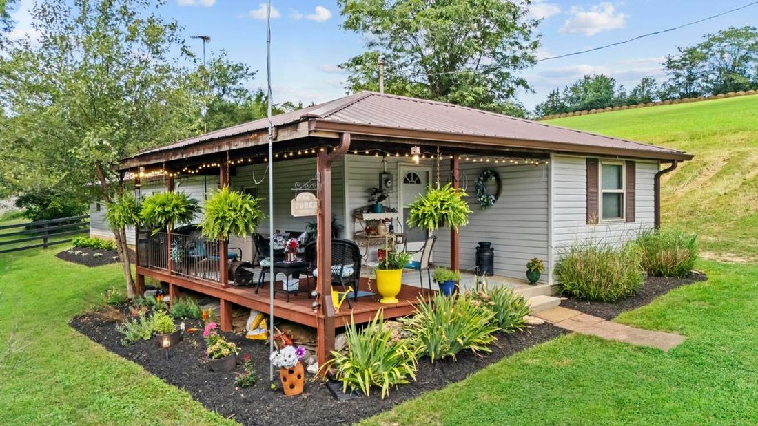 House in Carlisle, Kentucky, United States 1 - 18482665