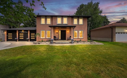 House in Caledon, Ontario, Canada 1
