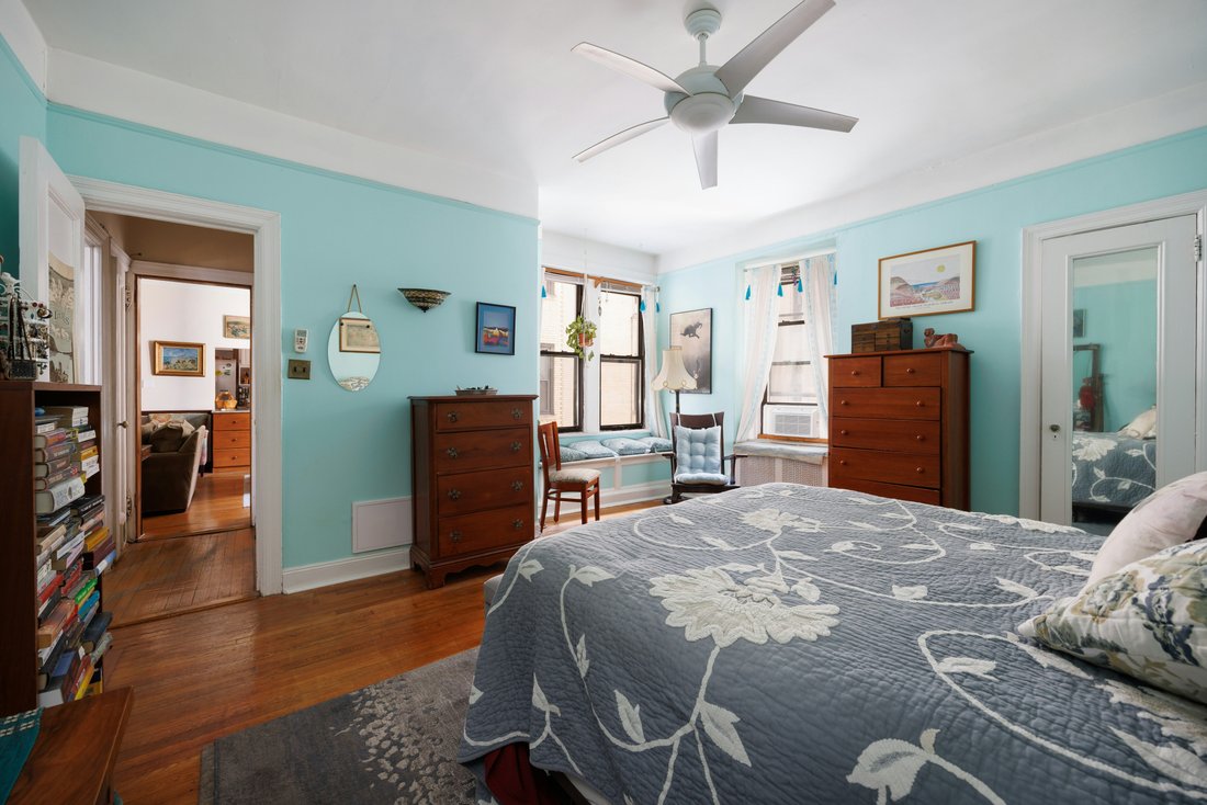Co Op in New York, New York, United States 5 - 18479045